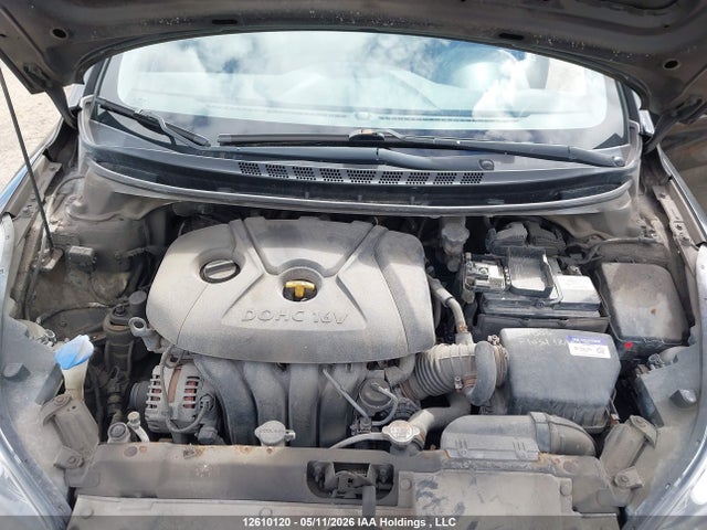 2015 Hyundai Elantra Se/sport/limited მანქანა იყიდება აუქციონზე, vin: KMHDH4AE0FU442284, აუქციონის ნომერი: 12610120