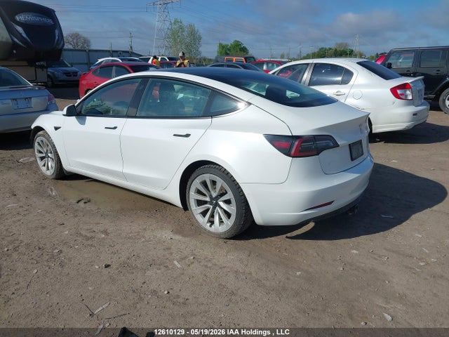 Tesla Model 3 Long Range 2022 5YJ3E1EB5NF163511 Image 3
