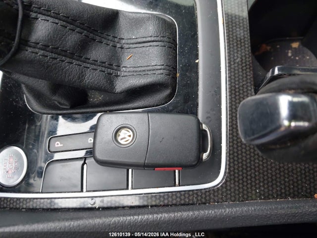 12610139 :رقم المزاد ، 1VWCH7A35CC007601 vin ، 2012 Volkswagen Passat Sel مزاد بيع