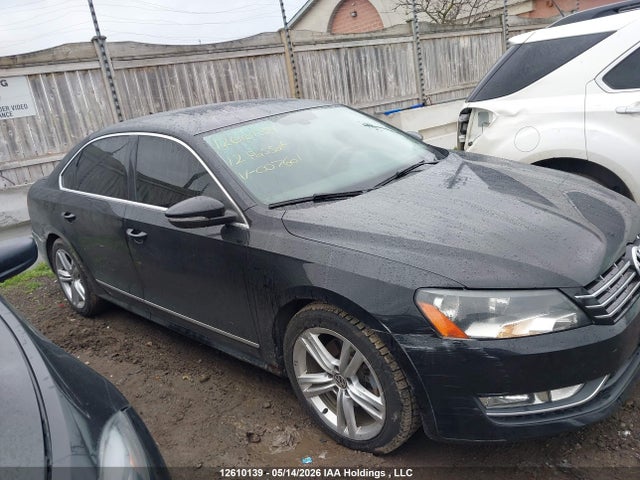 12610139 :رقم المزاد ، 1VWCH7A35CC007601 vin ، 2012 Volkswagen Passat Sel مزاد بيع
