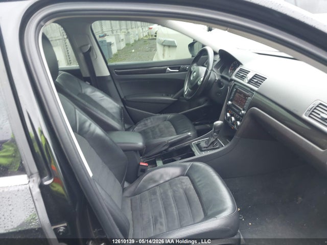 12610139 :رقم المزاد ، 1VWCH7A35CC007601 vin ، 2012 Volkswagen Passat Sel مزاد بيع