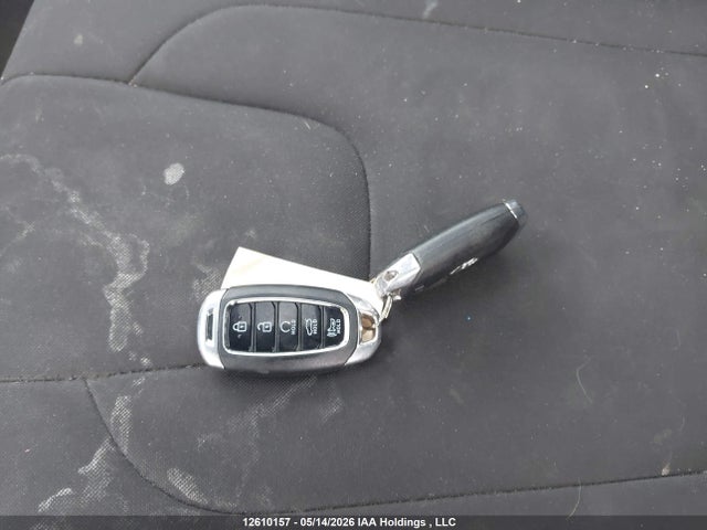 KMHLM4AG0MU141052 Hyundai ELANTRA SEL