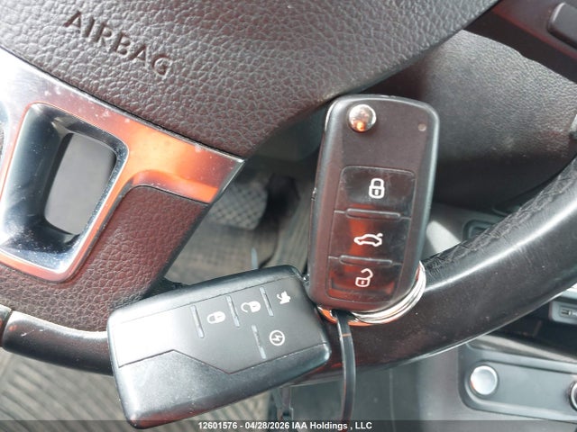 WVGJV7AX7GW575435 Volkswagen Tiguan Comfortline/highline/special Edition