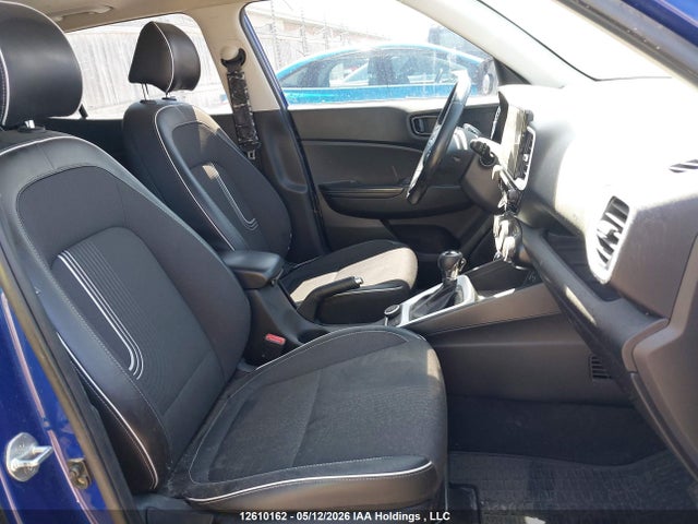 KMHRC8A36NU206697 Hyundai Venue Sel/limited