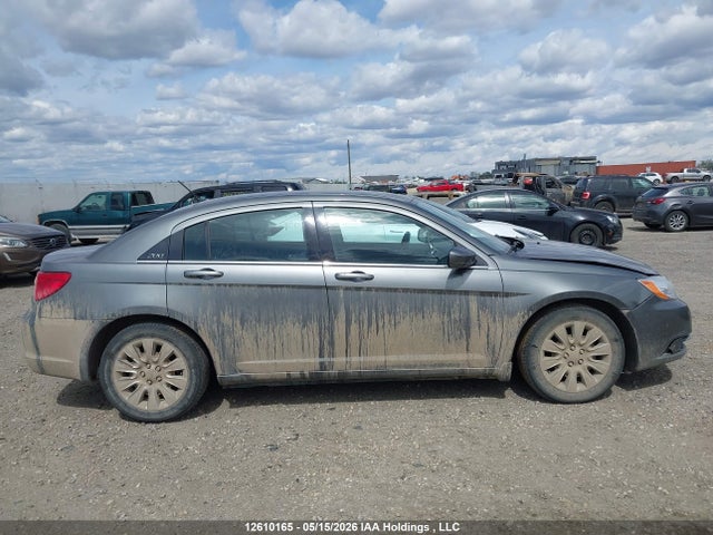 Продаж на аукціоні авто 2013 Chrysler 200 Lx, vin: 1C3CCBAB6DN668432, номер лоту: 12610165
