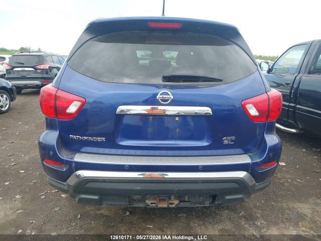 12610171 :رقم المزاد ، 5N1DR2MM4HC663075 vin ، 2017 Nissan Pathfinder مزاد بيع