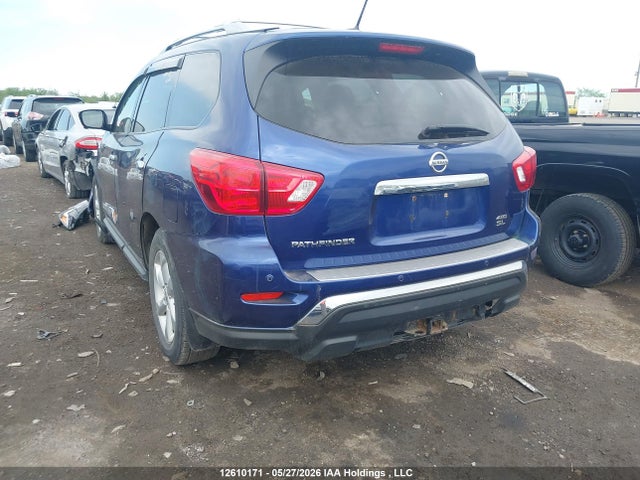 12610171 :رقم المزاد ، 5N1DR2MM4HC663075 vin ، 2017 Nissan Pathfinder مزاد بيع