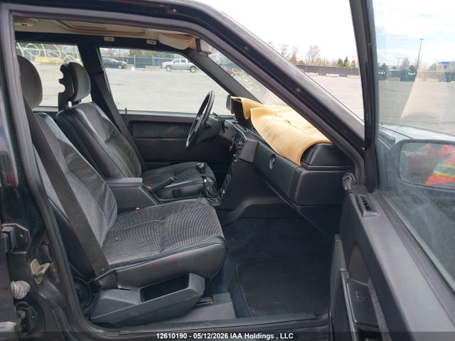 1990 Volvo 740 მანქანა იყიდება აუქციონზე, vin: YV1FX8743L3491142, აუქციონის ნომერი: 12610190