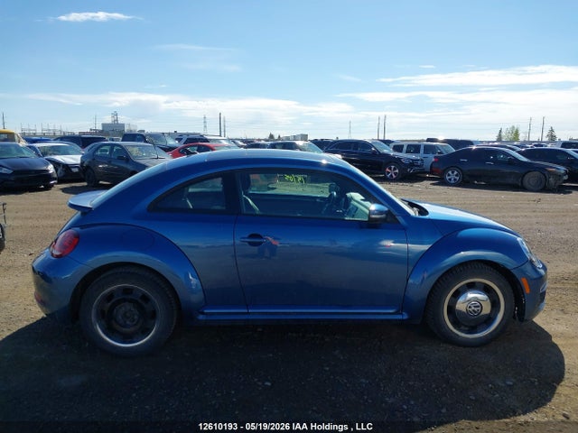 3VWJD7AT0JM728777 Volkswagen Beetle 2.0 Tsi Coast/2.0 Tsi Trendline
