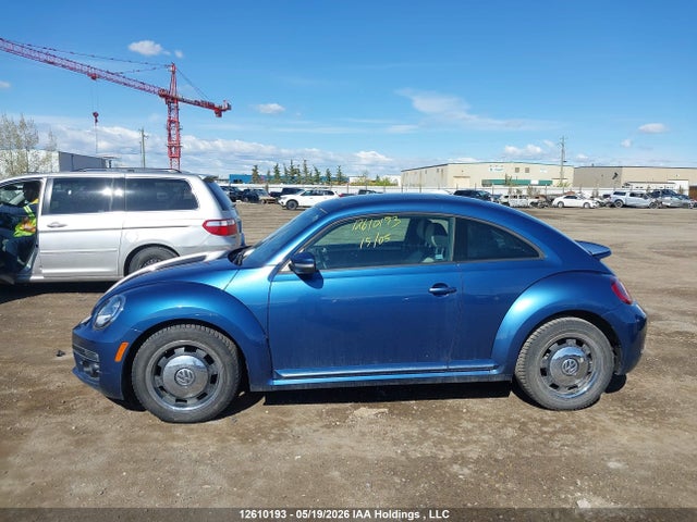 3VWJD7AT0JM728777 Volkswagen Beetle 2.0 Tsi Coast/2.0 Tsi Trendline