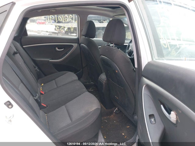 KMHD35LH0HU353748 Hyundai Elantra Gt Se