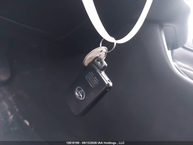 2014 Toyota Highlander Xle მანქანა იყიდება აუქციონზე, vin: 5TDJKRFH8ES024907, აუქციონის ნომერი: 12610195