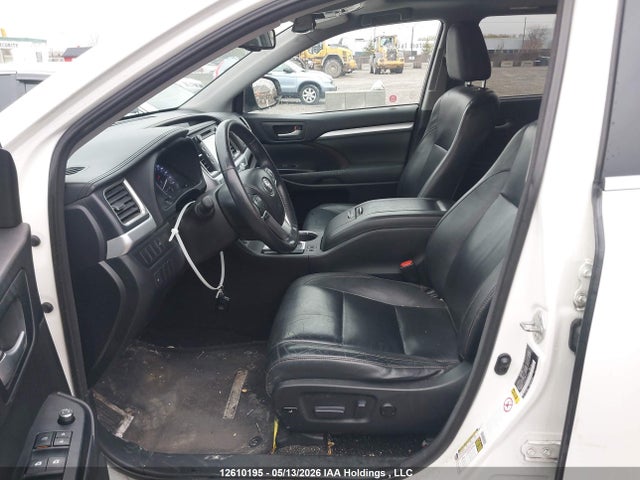 2014 Toyota Highlander Xle მანქანა იყიდება აუქციონზე, vin: 5TDJKRFH8ES024907, აუქციონის ნომერი: 12610195