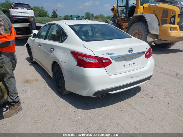 2016 Nissan Altima 2.5/2.5 S/2.5 Sl Tech/2.5 Sr/2.5 Sv მანქანა იყიდება აუქციონზე, vin: 1N4AL3AP7GN338698, აუქციონის ნომერი: 12610199