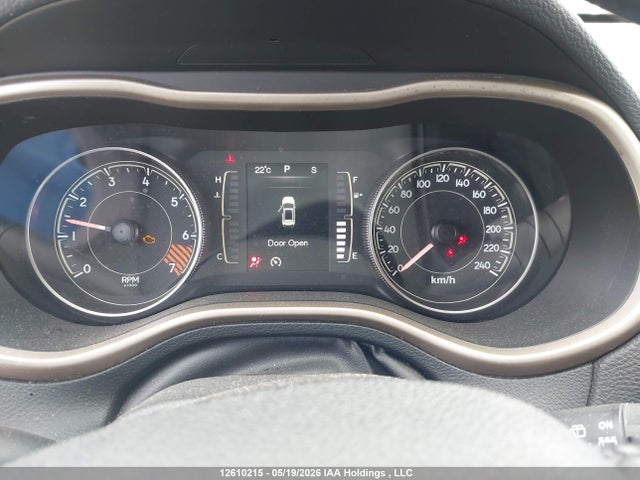 2014 Jeep Cherokee Sport მანქანა იყიდება აუქციონზე, vin: 1C4PJMABXEW285250, აუქციონის ნომერი: 12610215