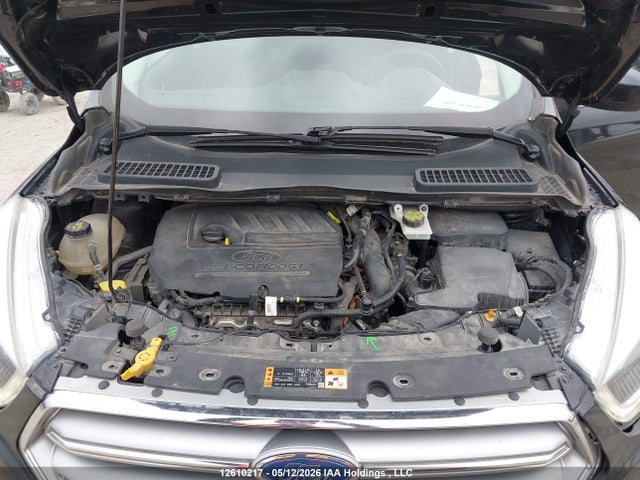 1FMCU9GD5HUA86131 Ford ESCAPE SE