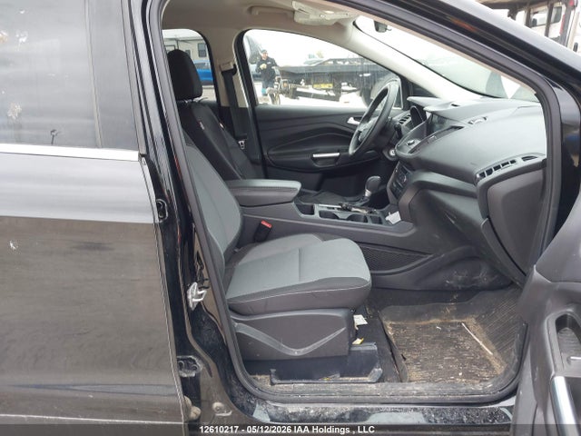 1FMCU9GD5HUA86131 Ford ESCAPE SE