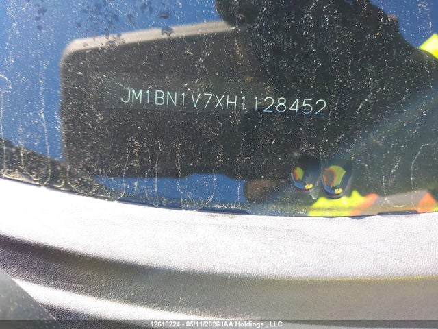JM1BN1V7XH1128452 Mazda 3 TOURING