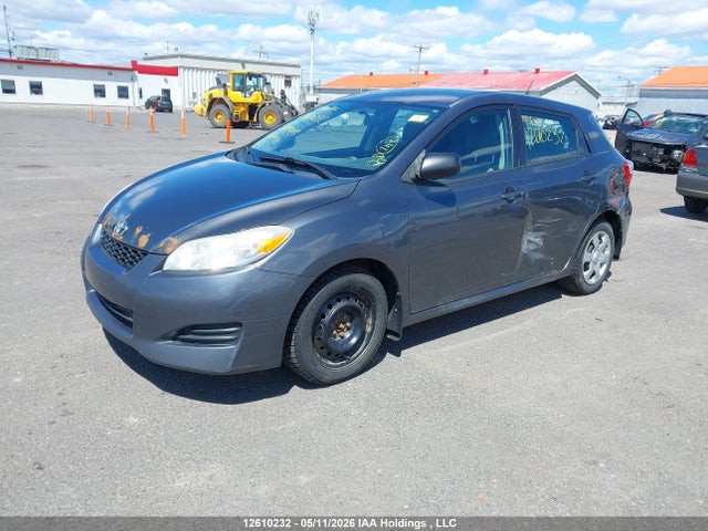 12610232 :رقم المزاد ، 2T1KU4EE5AC429375 vin ، 2010 Toyota Matrix مزاد بيع