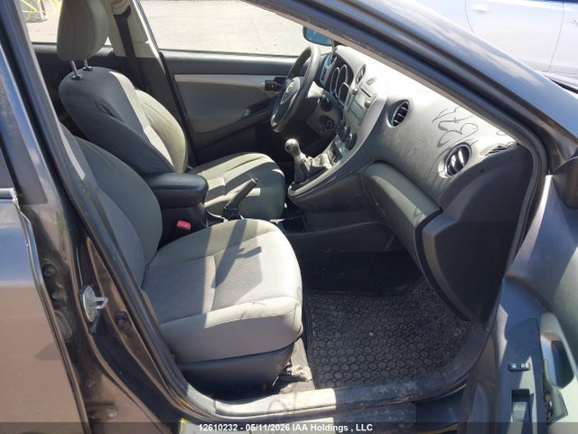12610232 :رقم المزاد ، 2T1KU4EE5AC429375 vin ، 2010 Toyota Matrix مزاد بيع
