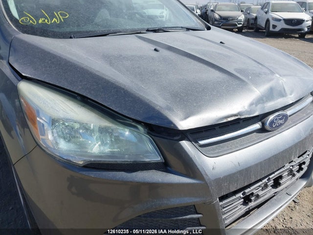 Продажа на аукционе авто 2014 Ford Escape Se, vin: 1FMCU9G91EUD82903, номер лота: 12610235