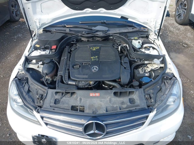 12610241 :رقم المزاد ، WDDGF8AB6EA967618 vin ، 2014 Mercedes-benz C 300 4matic مزاد بيع
