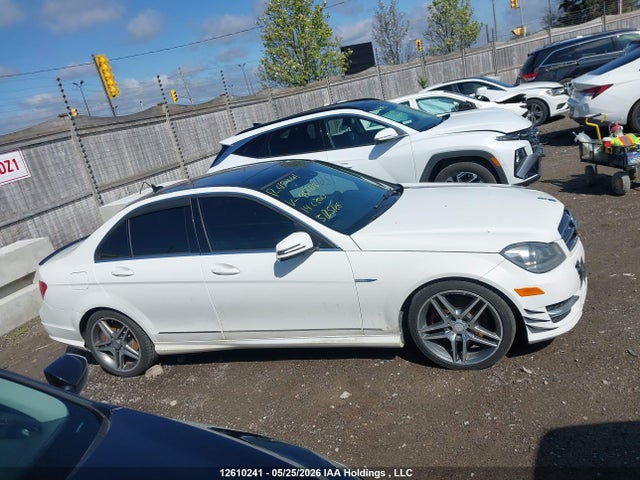 12610241 :رقم المزاد ، WDDGF8AB6EA967618 vin ، 2014 Mercedes-benz C 300 4matic مزاد بيع