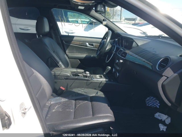12610241 :رقم المزاد ، WDDGF8AB6EA967618 vin ، 2014 Mercedes-benz C 300 4matic مزاد بيع