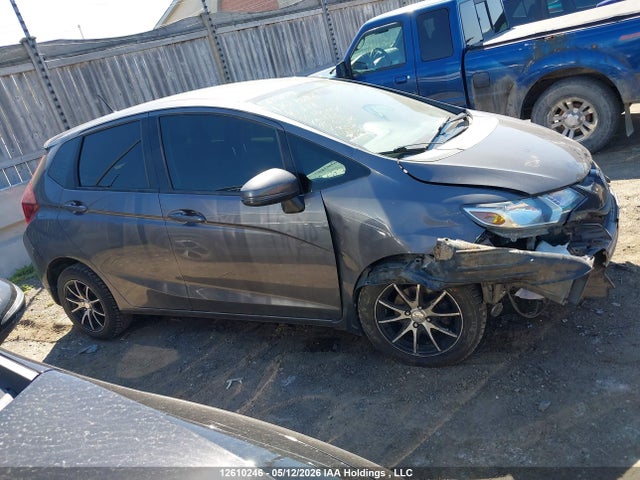 Honda FIT LX 2016 3HGGK5H54GM101797 Image 14