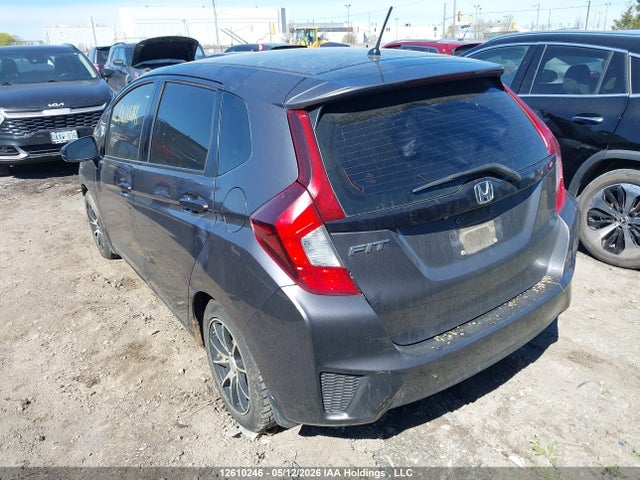 Honda FIT LX 2016 3HGGK5H54GM101797 Image 3