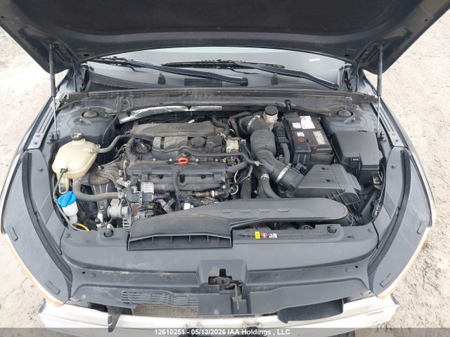 2021 Kia K5 Lx მანქანა იყიდება აუქციონზე, vin: 5XXG24J22MG052539, აუქციონის ნომერი: 12610251