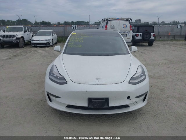 5YJ3E1EAXLF798681 Tesla MODEL 3