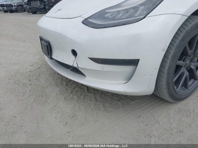 5YJ3E1EAXLF798681 Tesla MODEL 3