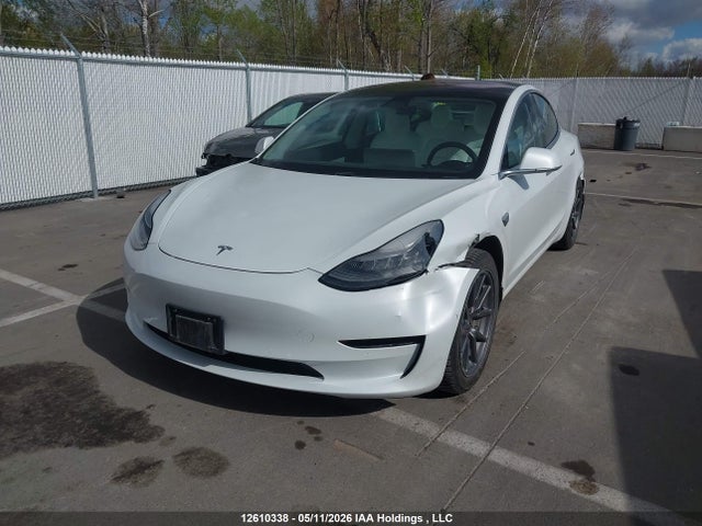 12610338 :رقم المزاد ، 5YJ3E1EB7JF107953 vin ، 2018 Tesla Model 3 Long Range/performance مزاد بيع