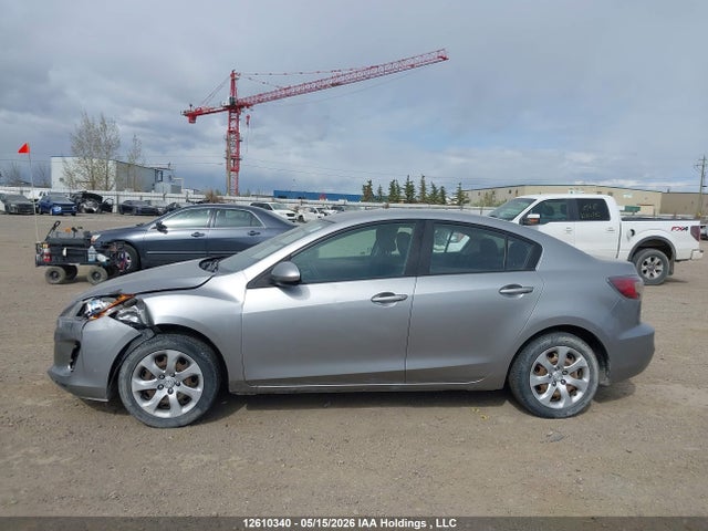 Aukcja sprzedaży 2013 Mazda Mazda3 Gx, vin: JM1BL1UF0D1715851, numer aukcji: 12610340