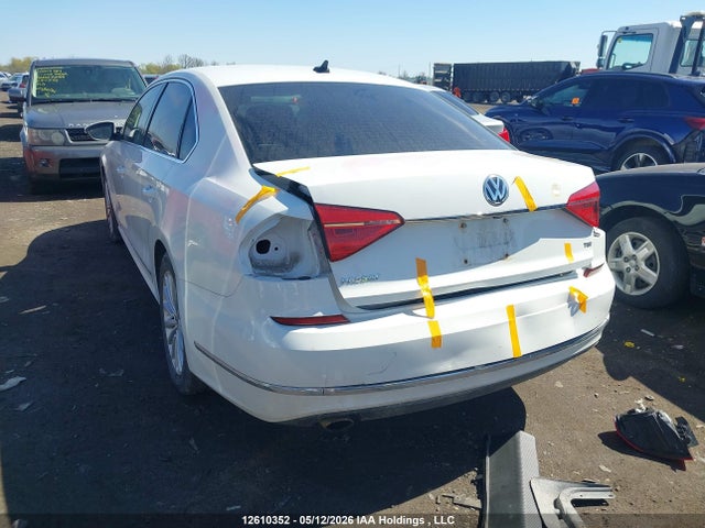 12610352 :رقم المزاد ، 1VWBS7A35GC027222 vin ، 2016 Volkswagen Passat 1.8 Tsi Comfortline مزاد بيع