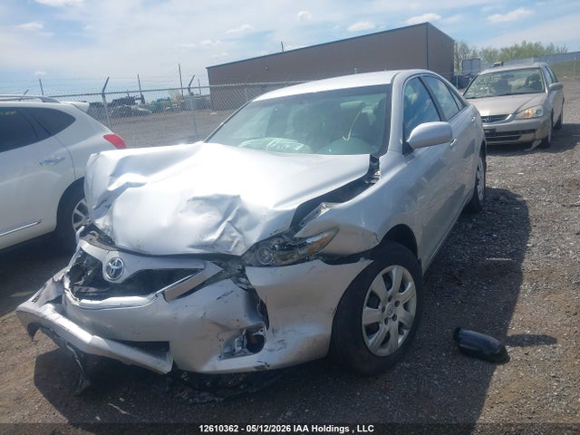 12610362 :رقم المزاد ، 4T1BF3EK3BU123706 vin ، 2011 Toyota Camry Le مزاد بيع