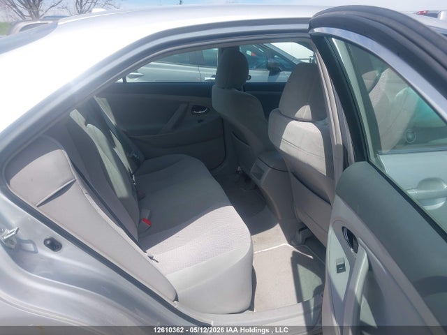 12610362 :رقم المزاد ، 4T1BF3EK3BU123706 vin ، 2011 Toyota Camry Le مزاد بيع