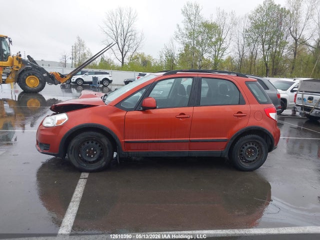12610390 :رقم المزاد ، JS2YB5A34D6102588 vin ، 2013 Suzuki Sx4 مزاد بيع