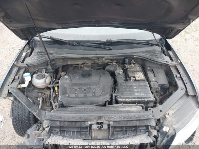 3VV0B7AXXJM050953 Volkswagen Tiguan