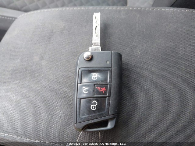 3VV0B7AXXJM050953 Volkswagen Tiguan