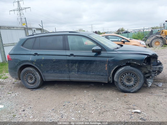 3VV0B7AXXJM050953 Volkswagen Tiguan