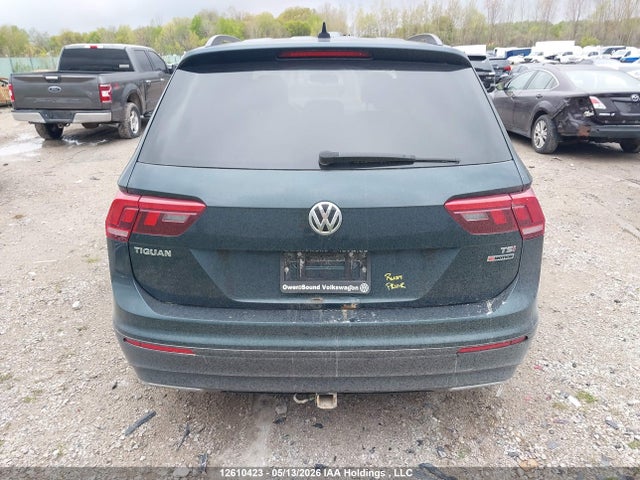 3VV0B7AXXJM050953 Volkswagen Tiguan