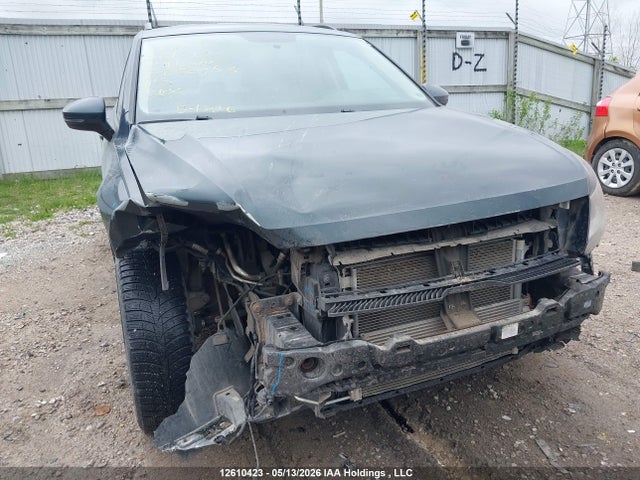 3VV0B7AXXJM050953 Volkswagen Tiguan