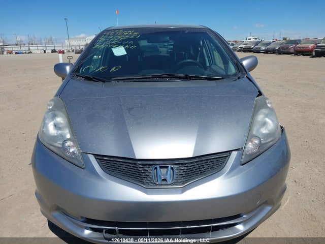 12610438 :رقم المزاد ، JHMGE8H57AC802851 vin ، 2010 Honda Fit Lx مزاد بيع
