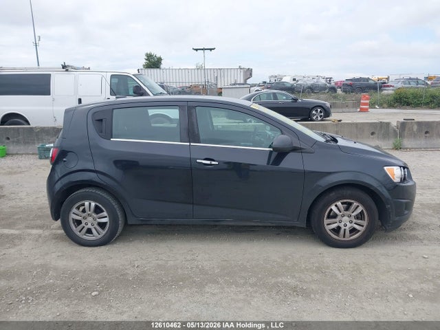 2013 Chevrolet Sonic Lt Auto მანქანა იყიდება აუქციონზე, vin: 1G1JC6EH3D4208085, აუქციონის ნომერი: 12610462
