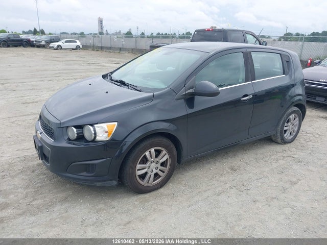 2013 Chevrolet Sonic Lt Auto მანქანა იყიდება აუქციონზე, vin: 1G1JC6EH3D4208085, აუქციონის ნომერი: 12610462