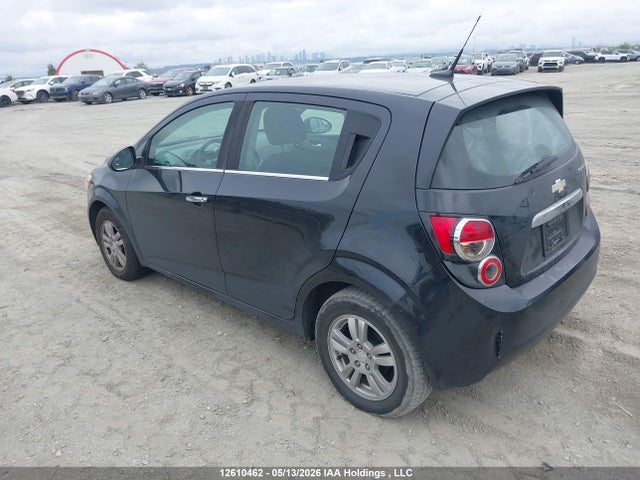 2013 Chevrolet Sonic Lt Auto მანქანა იყიდება აუქციონზე, vin: 1G1JC6EH3D4208085, აუქციონის ნომერი: 12610462