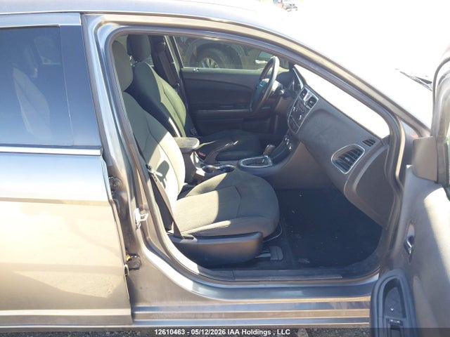 2012 Chrysler 200 Lx მანქანა იყიდება აუქციონზე, vin: 1C3CCBAB1CN124418, აუქციონის ნომერი: 12610463