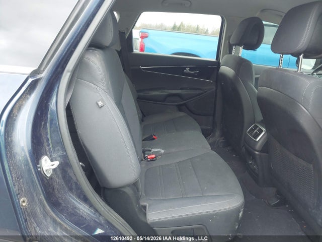 5XYPGDA59GG143433 KIA Sorento Lx/l